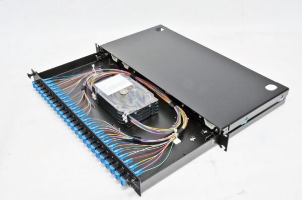 ВО патч-панель LAN1 з 24xLC Duplex адапт., 48 пігтейл., сплайс-касетами, SM, OS2, 1U — изображение 3