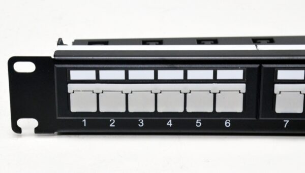 Патч-панель 19" 24xRJ-45 UTP, кат. 6А, із заднім організатором - Зображення 4