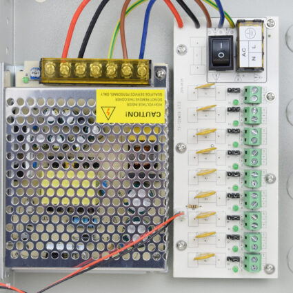 Блок живлення Full Energy BG-1210/9 11-14 В / 10 А на 9 каналів навантаження — изображение 3