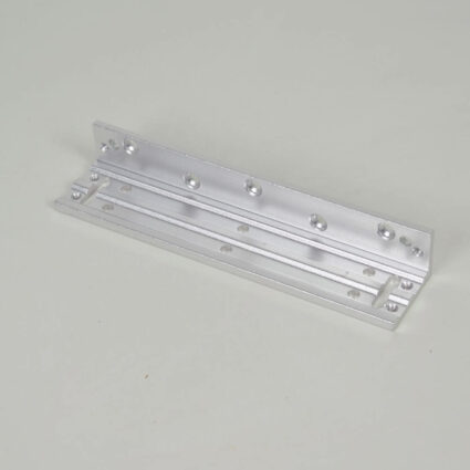 Куток LS-180 алюминий (розпродаж 686) алюміній монтажний для системи контролю доступу — изображение 3