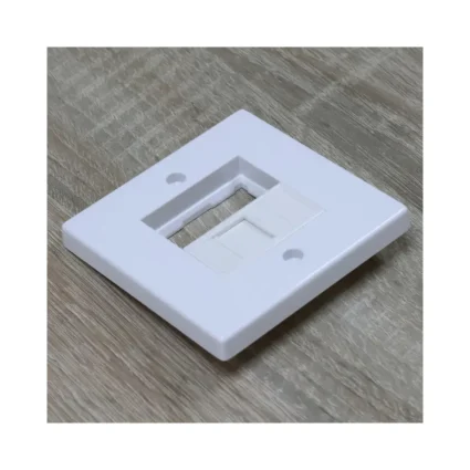 Рамка Everon 86x86 для установки модуля 45х45, RAL 9010 біла, Corning